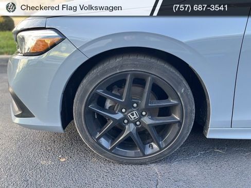 Used 2023 Honda Civic Sport image 4