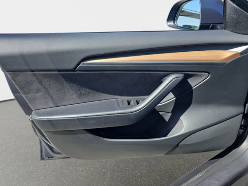 Used 2023 Tesla Model 3 Standard Range RWD image 30