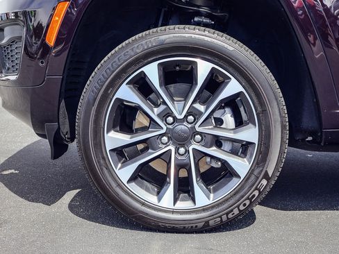 Used 2023 Jeep Grand Cherokee L Overland AWD/4WD image 18