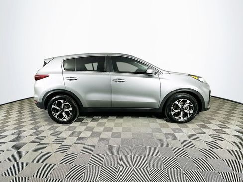 Used 2022 Kia Sportage LX image 12