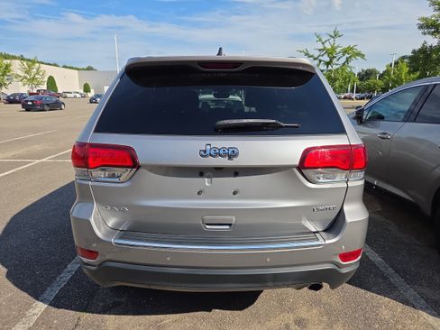Used 2021 Jeep Grand Cherokee Limited AWD/4WD image 4