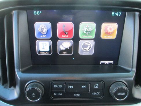 Used 2015 Chevrolet Colorado LT w/ Luxury Package image 16