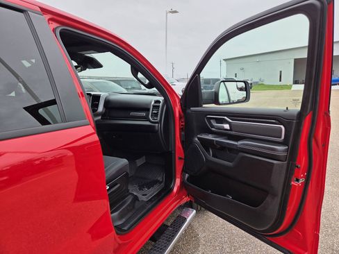 Used 2025 RAM 1500 Big Horn RWD image 22