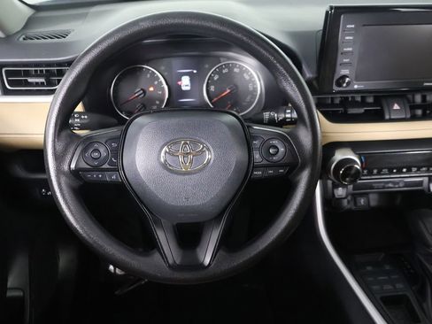 Used 2022 Toyota RAV4 XLE AWD/4WD image 33
