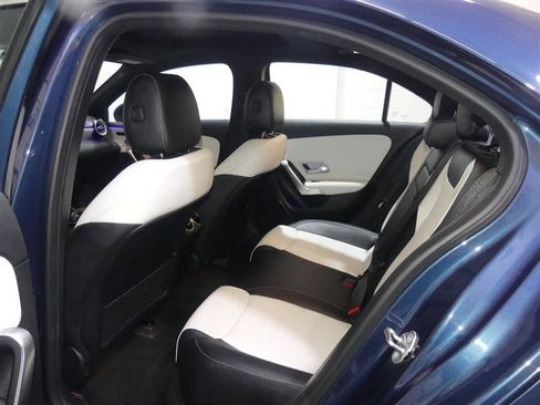 Used 2021 Mercedes-Benz A 220 4MATIC image 28