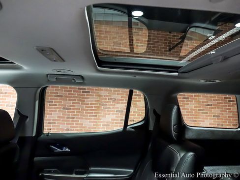 Used 2019 GMC Acadia SLT image 15