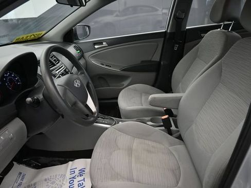 Used 2016 Hyundai Accent SE FWD image 12