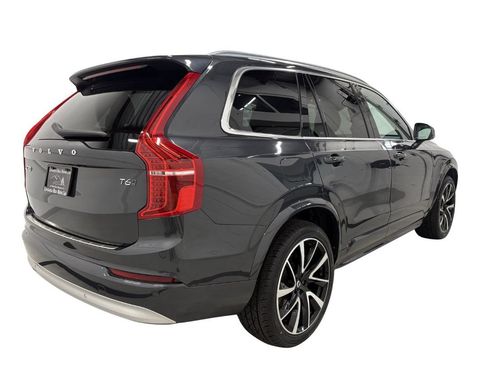 Used 2022 Volvo XC90 T6 Momentum w/ Advanced Package AWD/4WD image 4