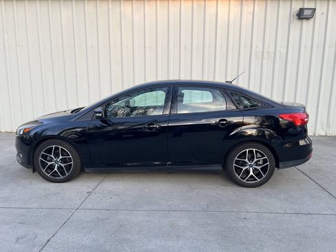 Used 2018 Ford Focus SEL image 6