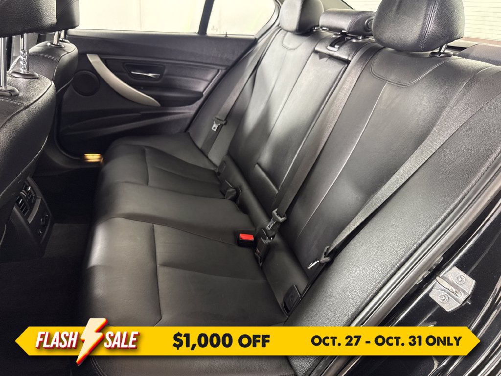 Used 2013 BMW 328i xDrive Sedan AWD/4WD image 12