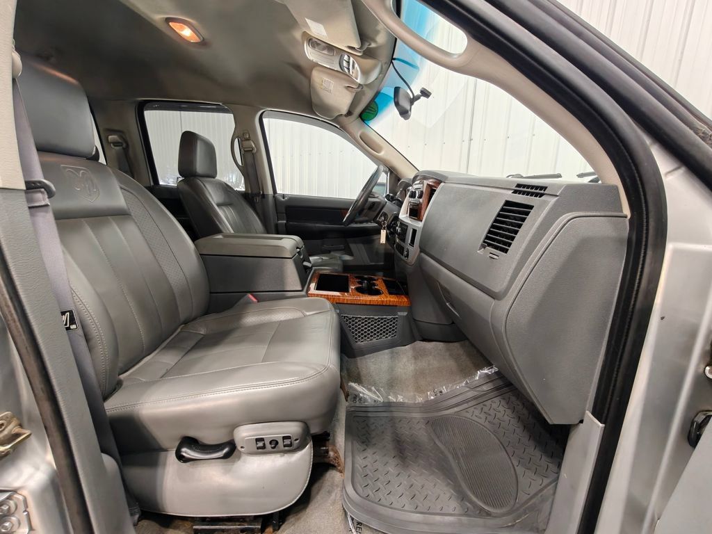 Used 2007 Dodge Ram 3500 Truck Laramie RWD image 26