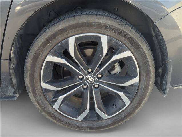 Certified 2025 Toyota Sienna Platinum FWD image 6