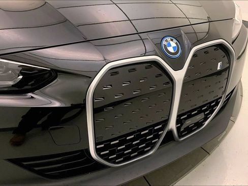 Certified 2023 BMW i4 eDrive35 RWD image 28
