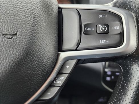 Used 2023 RAM 2500 Big Horn w/ Snow Chief Group image 16