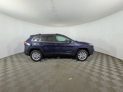 Used 2016 Jeep Cherokee Limited image 29