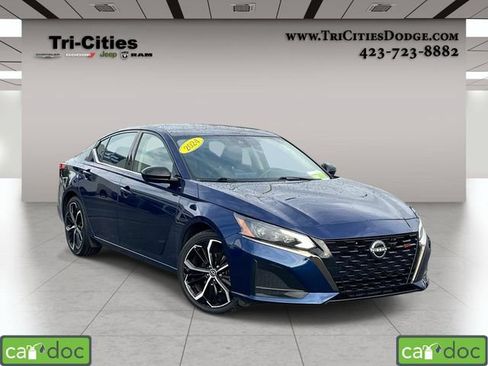 Used 2024 Nissan Altima 2.5 SR FWD image 1