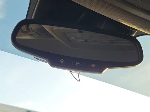 Used 2014 Chevrolet Cruze Eco image 25