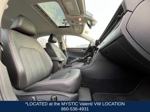 Used 2020 Volkswagen Passat 2.0T SEL FWD image 25