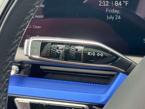 Certified 2025 Cadillac Optiq Luxury 1 AWD/4WD image 12