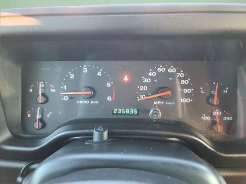 Used 2004 Jeep Wrangler 4WD image 27