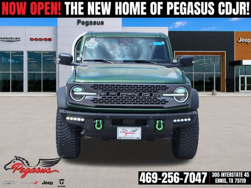 Used 2024 Ford Bronco Badlands AWD/4WD image 6