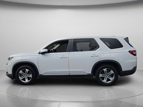 Used 2023 Honda Pilot EX-L image 3