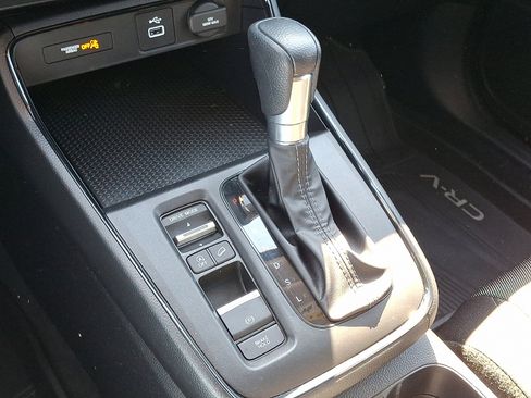 Used 2025 Honda CR-V LX image 15