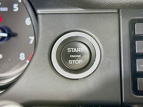 Used 2018 Land Rover Discovery Sport HSE image 20