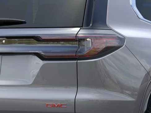 New 2026 GMC Acadia Denali w/ Super Cruise Package FWD image 35