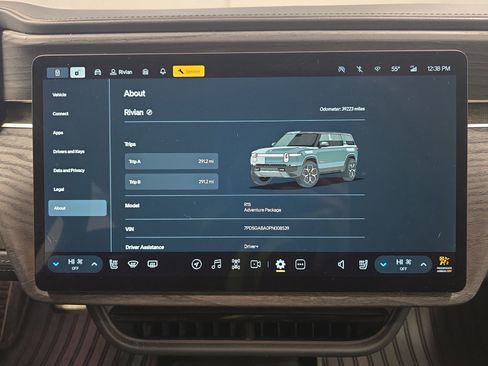 Used 2023 Rivian R1S Adventure AWD/4WD image 29