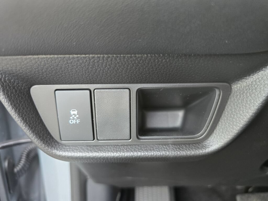 Certified 2027 Honda HR-V Sport image 18