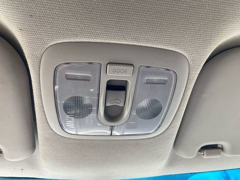Used 2013 Kia Soul + w/ Audio Pkg FWD image 26