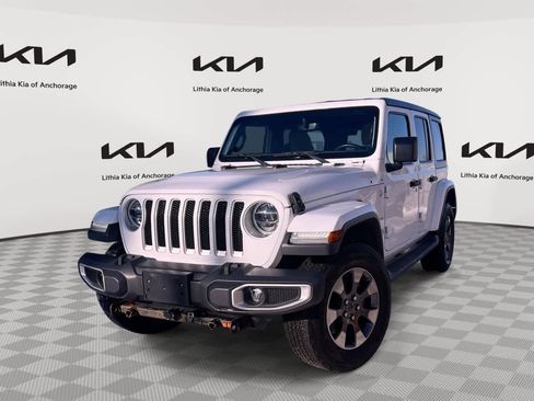 Used 2018 Jeep Wrangler Unlimited Sahara image 1