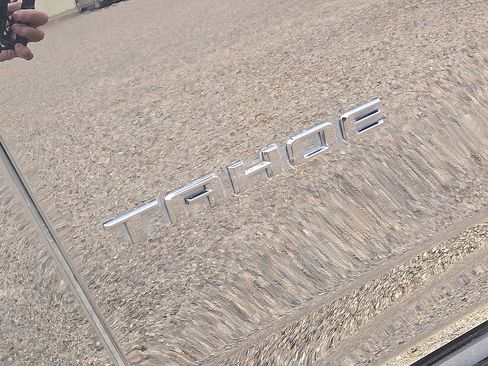 Used 2024 Chevrolet Tahoe High Country w/ Advanced Technology Package image 13