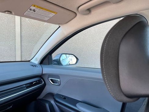 Used 2025 Kia K4 FWD image 36