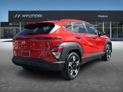 Certified 2025 Hyundai Kona SEL image 3