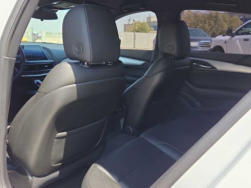 Used 2023 Cadillac CT5 Luxury RWD image 16