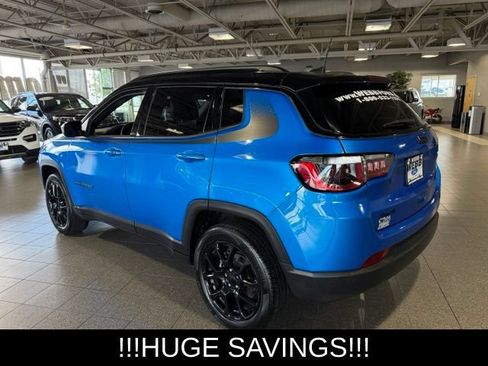 Used 2022 Jeep Compass Latitude AWD/4WD image 7