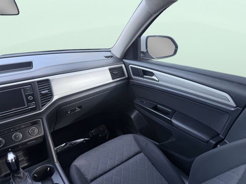Used 2018 Volkswagen Atlas S image 41