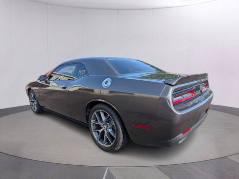 Used 2022 Dodge Challenger GT RWD image 3