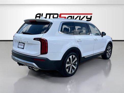 Used 2022 Kia Telluride EX w/ EX Premium Package image 7