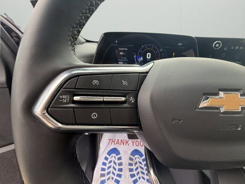 Used 2025 Chevrolet Equinox LT FWD image 16