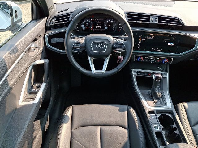 Used 2025 Audi Q3 2.0T Premium AWD/4WD image 12