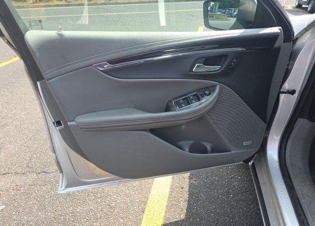 Used 2015 Chevrolet Impala LT FWD image 8