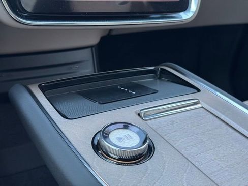 Certified 2025 Volvo EX90 Plus image 12