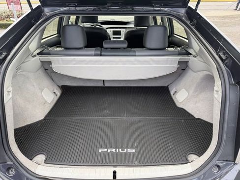Used 2014 Toyota Prius Four image 22