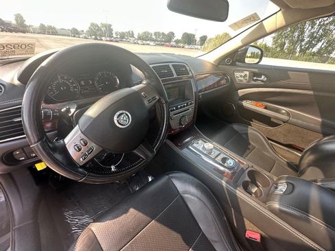 Used 2011 Jaguar XK Convertible RWD image 19