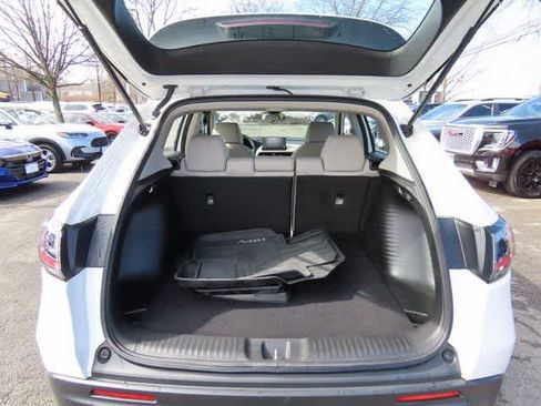 Certified 2023 Honda HR-V LX image 11