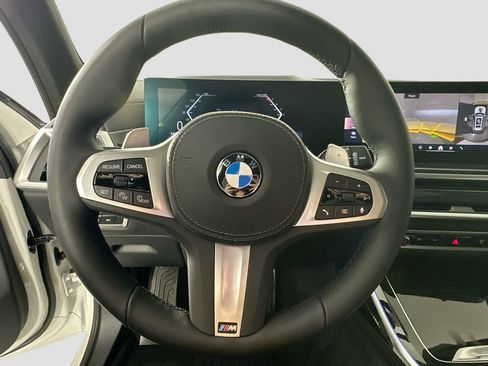 New 2026 BMW X7 xDrive40i w/ M Sport Package image 11