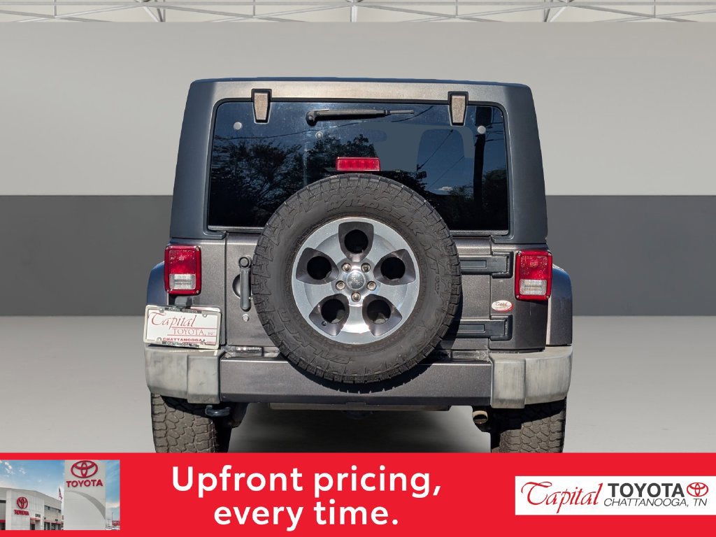 Used 2018 Jeep Wrangler Unlimited Sahara AWD/4WD image 6
